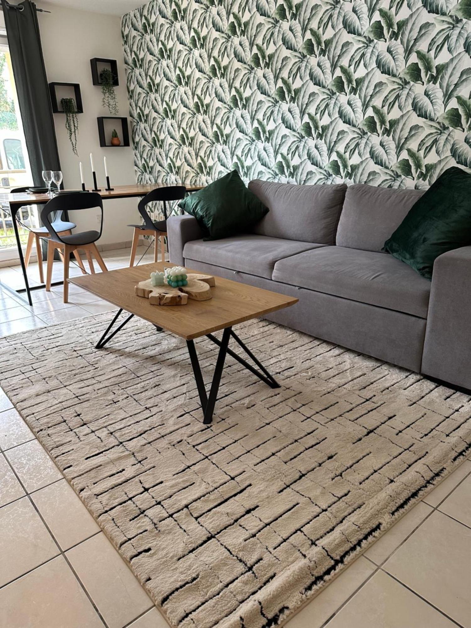 Appartement Entierement Renove Roye  Bagian luar foto